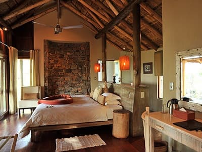 Buffalo Ridge Safari Lodge