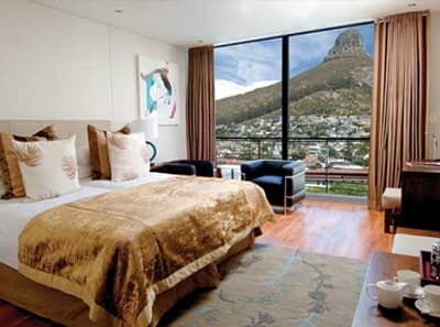 New Kings Hotel