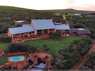 Valley Bushveld Country Lodge & Safari Tours
